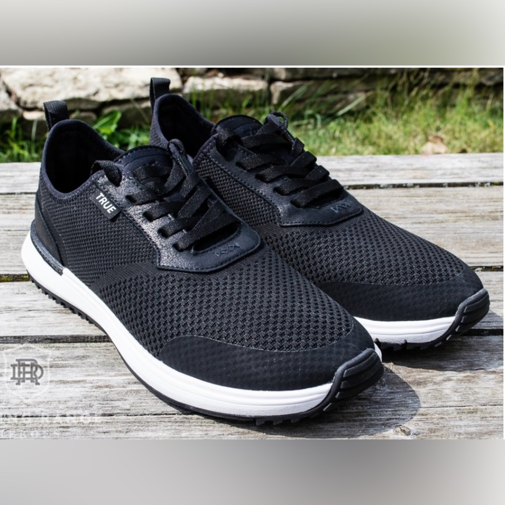 TRUE Linkswear Wanderlux All Day Knit 3 Men’s Spikeless Golf Shoe Size 10.5